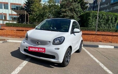 Smart Fortwo III, 2018 год, 1 080 000 рублей, 7 фотография