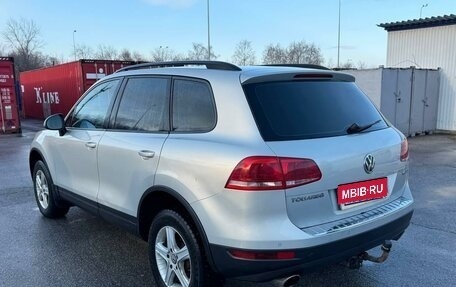 Volkswagen Touareg III, 2011 год, 1 799 000 рублей, 4 фотография