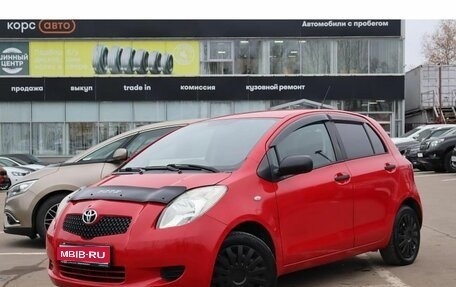 Toyota Yaris III рестайлинг, 2008 год, 450 000 рублей, 1 фотография