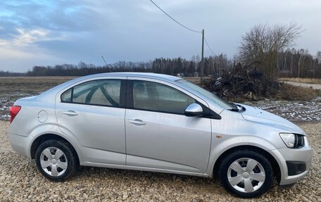 Chevrolet Aveo III, 2014 год, 770 000 рублей, 3 фотография