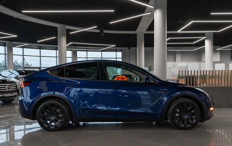 Tesla Model Y I, 2020 год, 4 250 000 рублей, 8 фотография