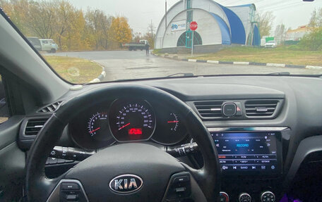 KIA Rio III рестайлинг, 2016 год, 1 100 000 рублей, 10 фотография