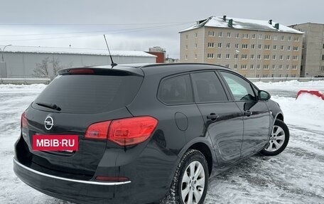 Opel Astra J, 2013 год, 1 400 000 рублей, 5 фотография