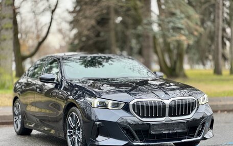 BMW 5 серия, 2023 год, 9 575 000 рублей, 8 фотография