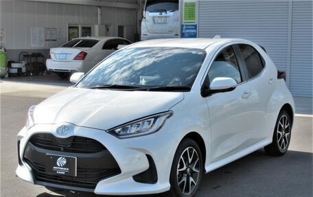 Toyota Yaris, 2021 год, 1 310 083 рублей, 4 фотография