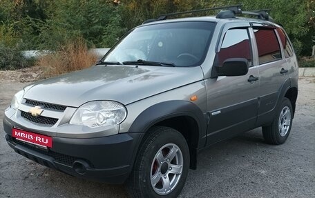 Chevrolet Niva I рестайлинг, 2011 год, 700 000 рублей, 10 фотография