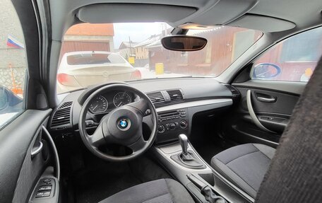 BMW 1 серия, 2009 год, 595 000 рублей, 7 фотография