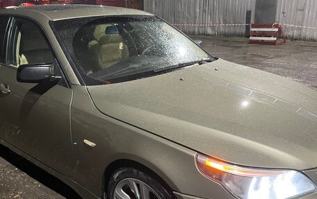 BMW 5 серия, 2004 год, 1 300 000 рублей, 19 фотография