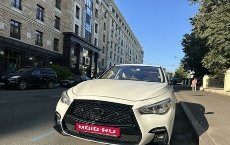 Infiniti Q50 I рестайлинг, 2018 год, 3 090 000 рублей, 2 фотография