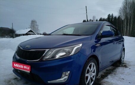 KIA Rio III рестайлинг, 2013 год, 800 000 рублей, 4 фотография