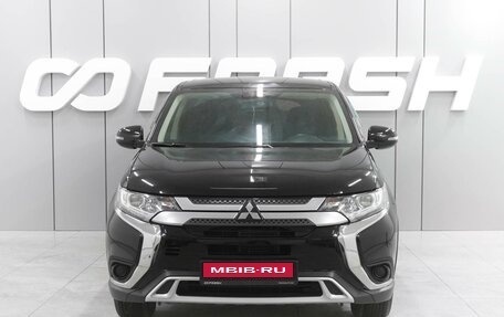 Mitsubishi Outlander III рестайлинг 3, 2020 год, 2 849 000 рублей, 3 фотография