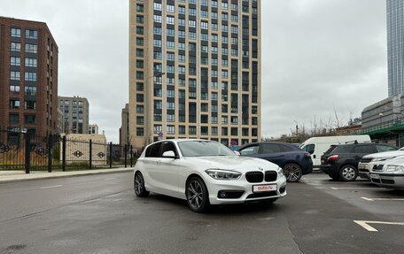 BMW 1 серия, 2018 год, 2 900 000 рублей, 3 фотография