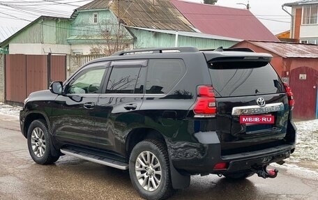 Toyota Land Cruiser Prado 150 рестайлинг 2, 2017 год, 4 250 000 рублей, 3 фотография