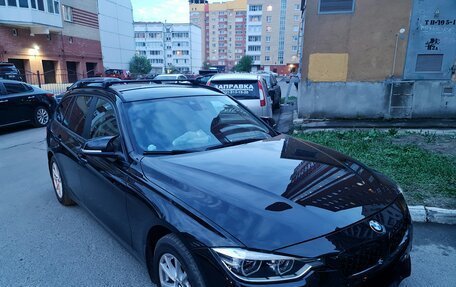 BMW 3 серия, 2019 год, 2 650 000 рублей, 14 фотография