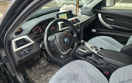 BMW 3 серия, 2019 год, 2 650 000 рублей, 28 фотография