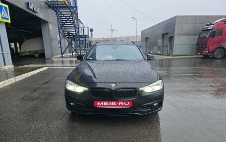 BMW 3 серия, 2019 год, 2 650 000 рублей, 23 фотография