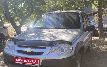 Chevrolet Niva I рестайлинг, 2012 год, 675 000 рублей, 2 фотография