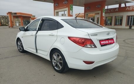 Hyundai Solaris II рестайлинг, 2013 год, 755 000 рублей, 10 фотография