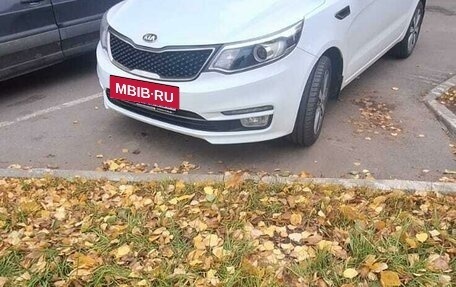 KIA Rio III рестайлинг, 2015 год, 1 000 000 рублей, 3 фотография