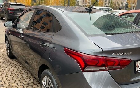 Hyundai Solaris II рестайлинг, 2017 год, 700 000 рублей, 4 фотография