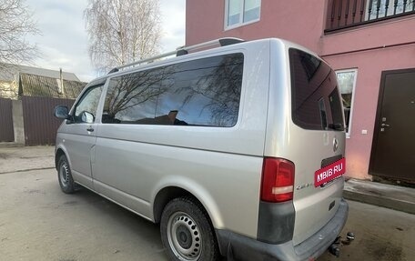 Volkswagen Caravelle T5, 2013 год, 2 100 000 рублей, 6 фотография