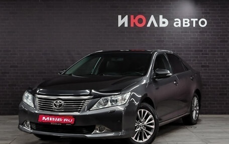 Toyota Camry, 2013 год, 1 780 000 рублей, 1 фотография