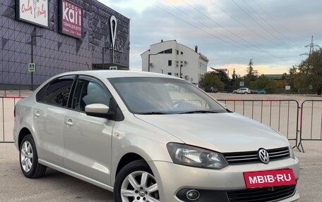 Volkswagen Polo VI (EU Market), 2012 год, 917 000 рублей, 2 фотография