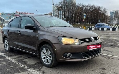 Volkswagen Polo VI (EU Market), 2014 год, 600 000 рублей, 2 фотография