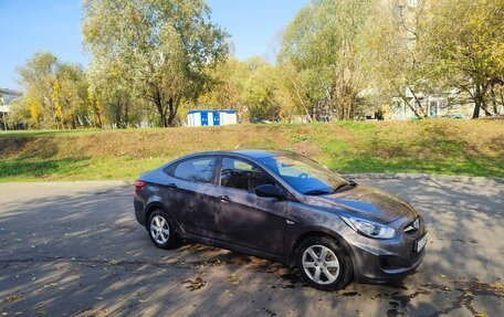 Hyundai Solaris II рестайлинг, 2014 год, 1 100 000 рублей, 1 фотография