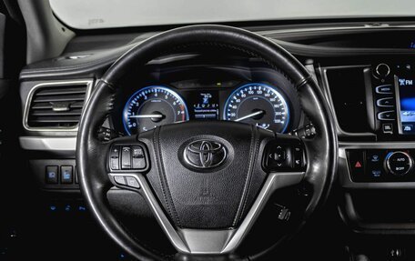 Toyota Highlander III, 2014 год, 3 400 000 рублей, 14 фотография