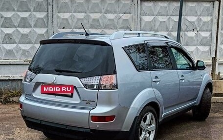 Mitsubishi Outlander III рестайлинг 3, 2007 год, 1 250 000 рублей, 3 фотография