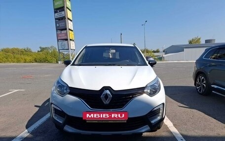 Renault Kaptur I рестайлинг, 2019 год, 1 375 000 рублей, 8 фотография