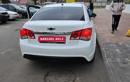 Chevrolet Cruze II, 2013 год, 900 000 рублей, 8 фотография