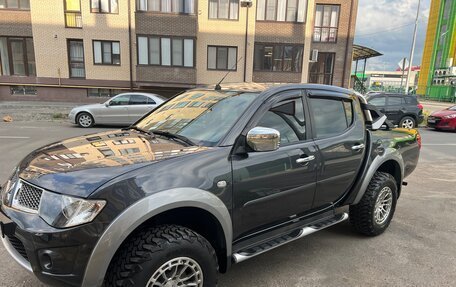 Mitsubishi L200 IV рестайлинг, 2011 год, 2 120 000 рублей, 2 фотография