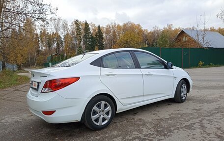 Hyundai Solaris II рестайлинг, 2012 год, 860 000 рублей, 7 фотография