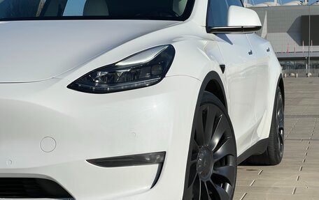 Tesla Model Y I, 2021 год, 5 300 000 рублей, 27 фотография