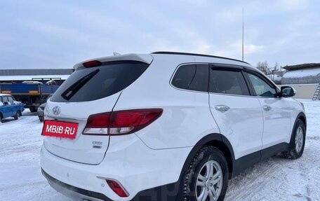 Hyundai Santa Fe III рестайлинг, 2018 год, 2 470 000 рублей, 5 фотография