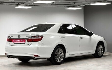 Toyota Camry, 2017 год, 2 899 000 рублей, 8 фотография