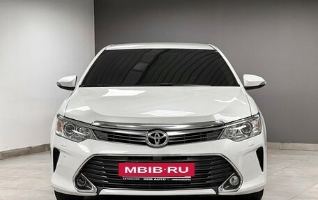 Toyota Camry, 2017 год, 2 899 000 рублей, 2 фотография