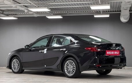 Toyota Camry, 2024 год, 4 450 000 рублей, 6 фотография