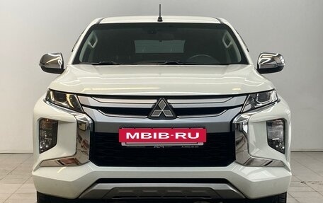 Mitsubishi L200 IV рестайлинг, 2021 год, 3 780 000 рублей, 3 фотография