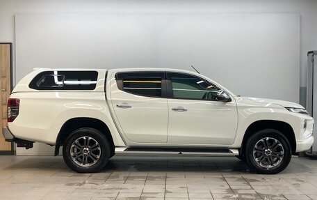 Mitsubishi L200 IV рестайлинг, 2021 год, 3 780 000 рублей, 5 фотография