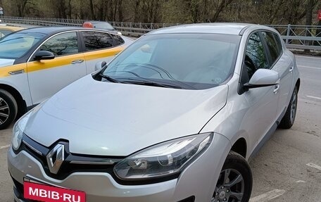 Renault Megane III, 2014 год, 800 000 рублей, 3 фотография