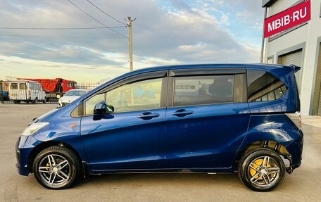 Honda Freed I, 2015 год, 1 399 000 рублей, 3 фотография