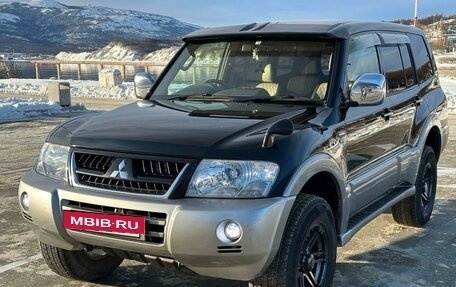 Mitsubishi Pajero III рестайлинг, 2002 год, 1 600 000 рублей, 2 фотография