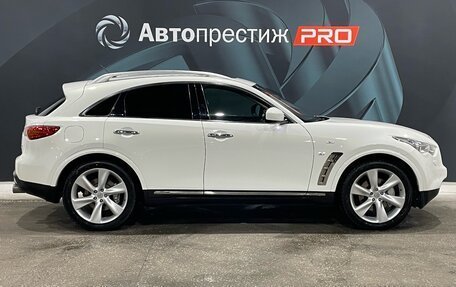 Infiniti FX II, 2010 год, 2 170 000 рублей, 4 фотография