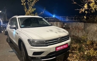 Volkswagen Tiguan II, 2019 год, 3 000 000 рублей, 1 фотография