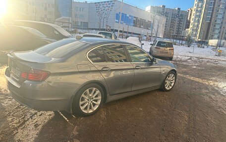 BMW 5 серия, 2011 год, 2 400 000 рублей, 19 фотография