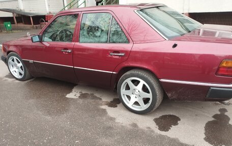 Mercedes-Benz E-Класс, 1992 год, 1 000 000 рублей, 2 фотография