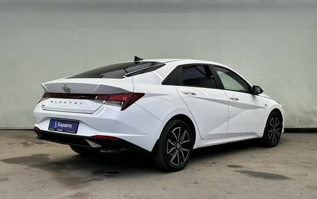 Hyundai Elantra, 2021 год, 1 780 000 рублей, 4 фотография